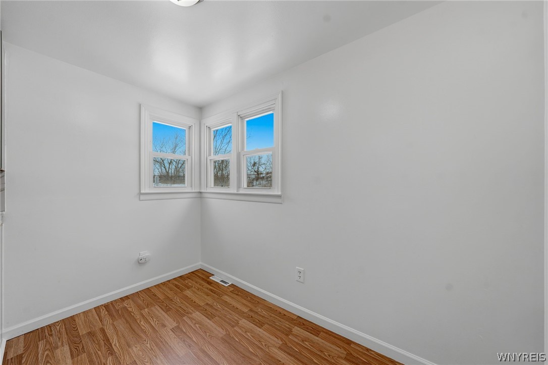 5 Ruhl Avenue Buffalo, NY 14207 - Photo 29 of 38 Bedroom
