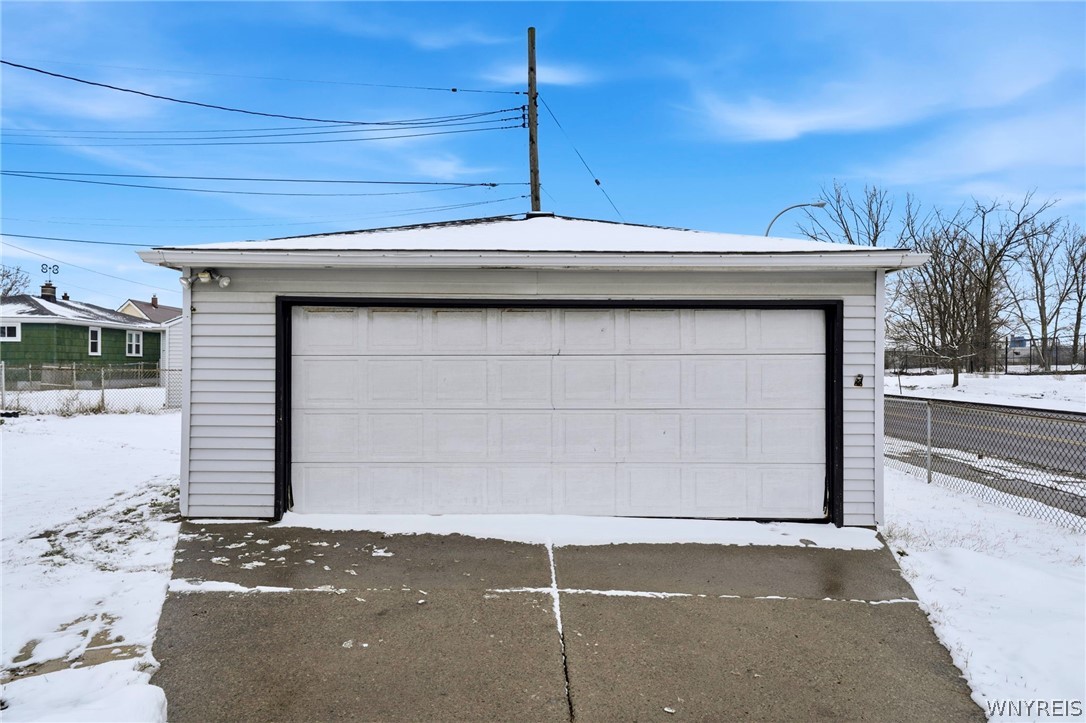 5 Ruhl Avenue Buffalo, NY 14207 - Photo 8 of 38