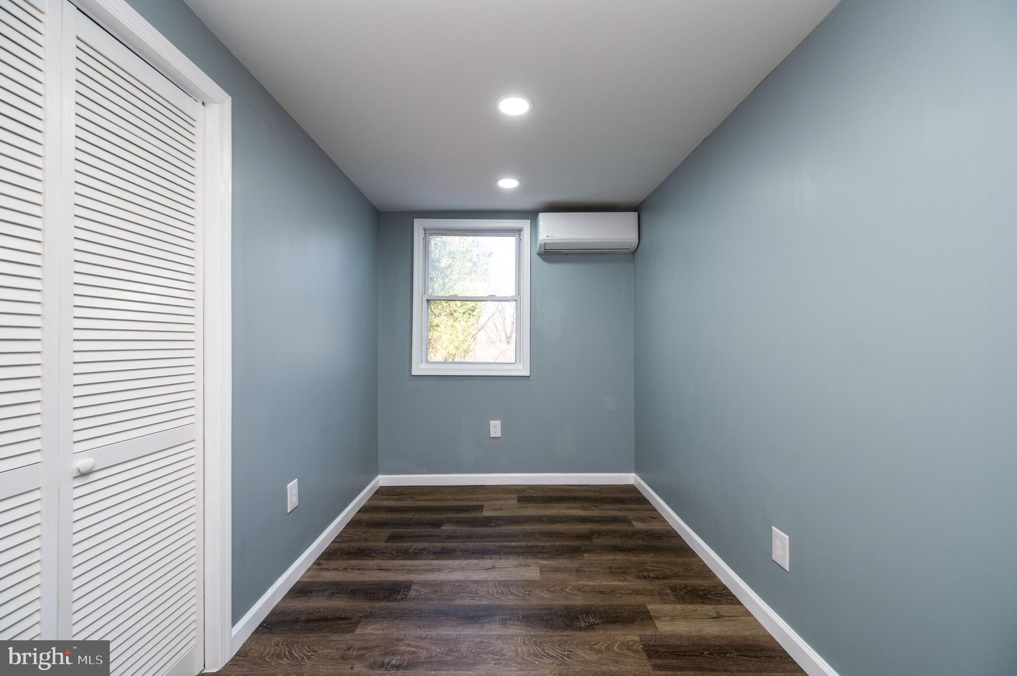 3247 State Hill Road Reading, PA 19608 - Photo 9 of 40 a view of entryway