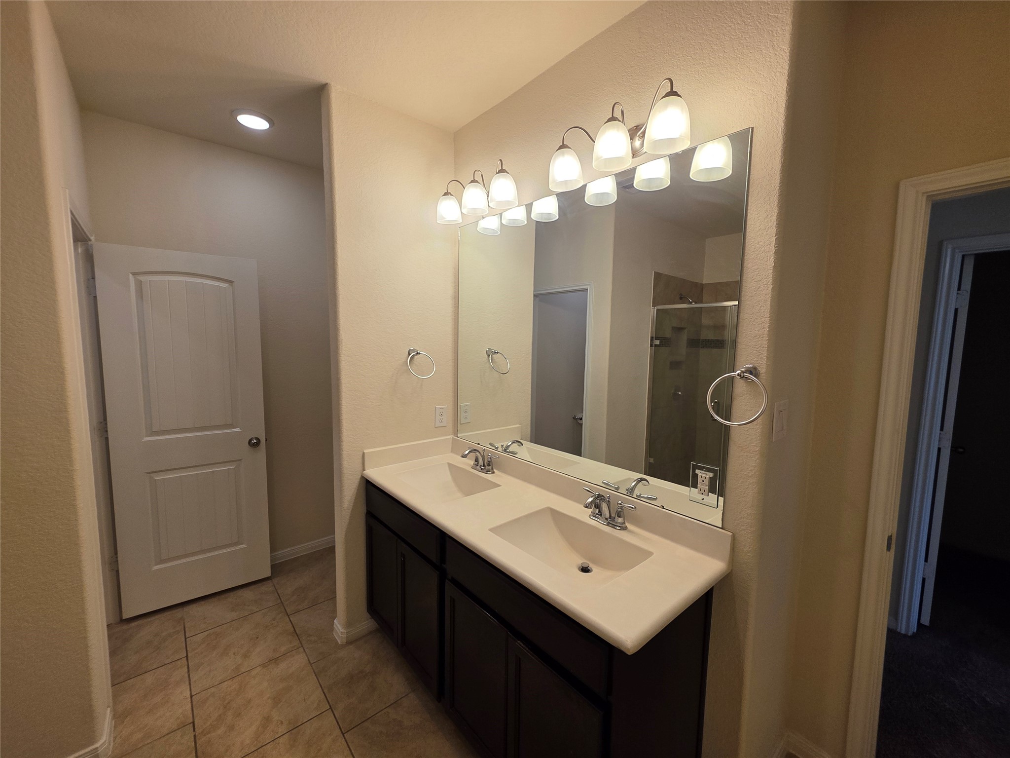 14046 Sand Ridge Crossing Conroe, TX 77384 - Photo 12 of 20 Gallery Image 12