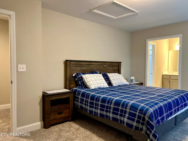 $475,000 | 109 East Elderberry Street, Oak Ridge, TN 37830