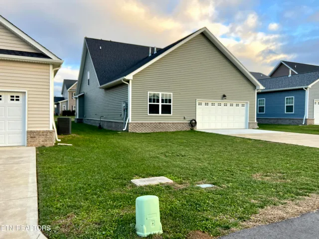 $475,000 | 109 East Elderberry Street, Oak Ridge, TN 37830