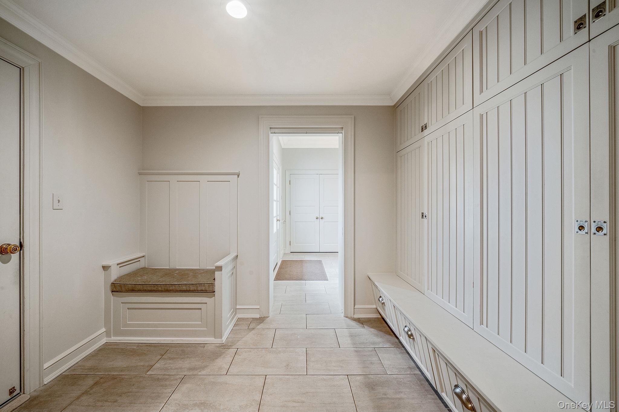 530 Chicken Valley Road Locust Valley, NY 11560 - Photo 44 of 50