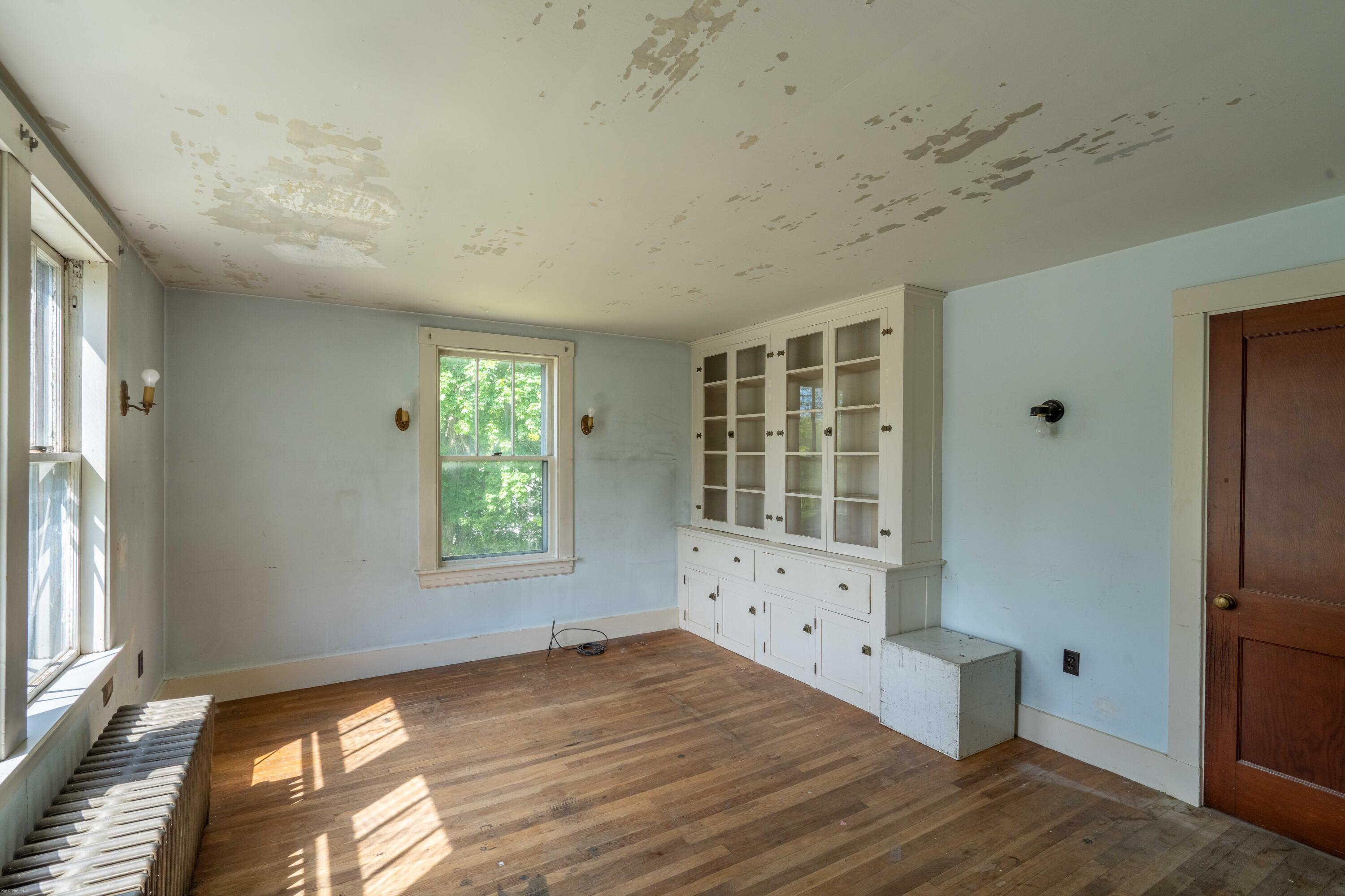24 Pine Street Ellsworth, ME 04605 - Photo 18 of 31 Den