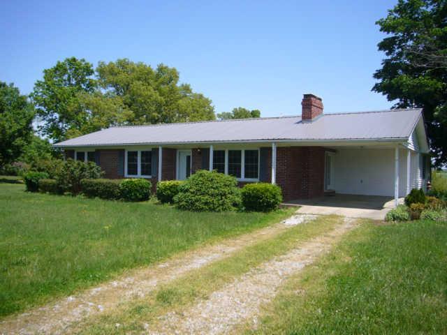 659 Pumpkintown Road Red Boiling Springs, TN 37150 - Photo 2 of 20