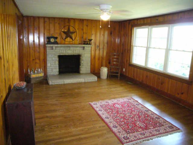659 Pumpkintown Road Red Boiling Springs, TN 37150 - Photo 3 of 20