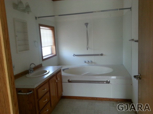 361 Rosevale Road Grand Junction, CO 81507 - Photo 10 of 15 Gallery Image 10