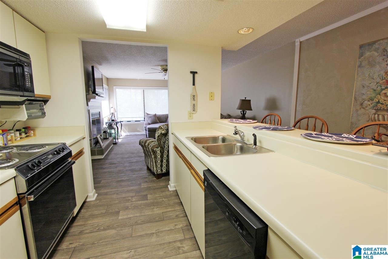 304 Paradise Isle, Unit 304 Riverside, AL 35135 - Photo 8 of 50