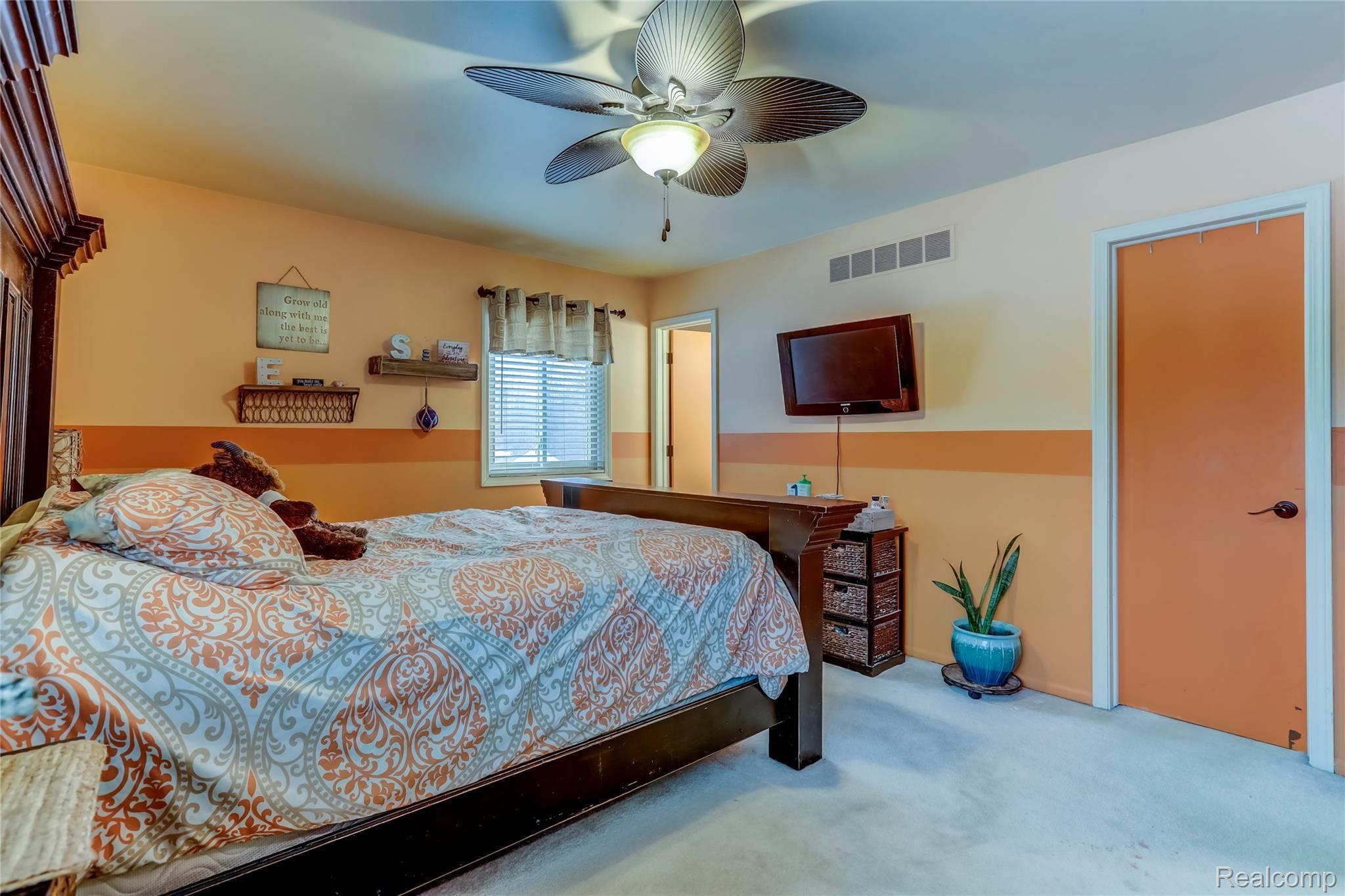 3800 7 Mile Road South Lyon, MI 48178 - Photo 19 of 25 3800 7 Mile Road, South Lyon, MI-24-FULL.jpg