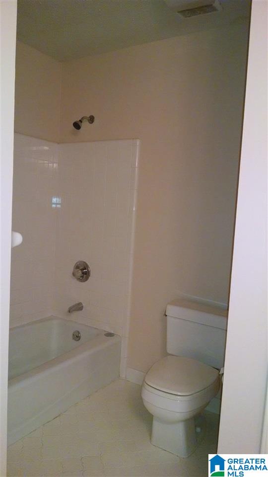 828 Round Hill Road Pelham, AL 35124 - Photo 6 of 19