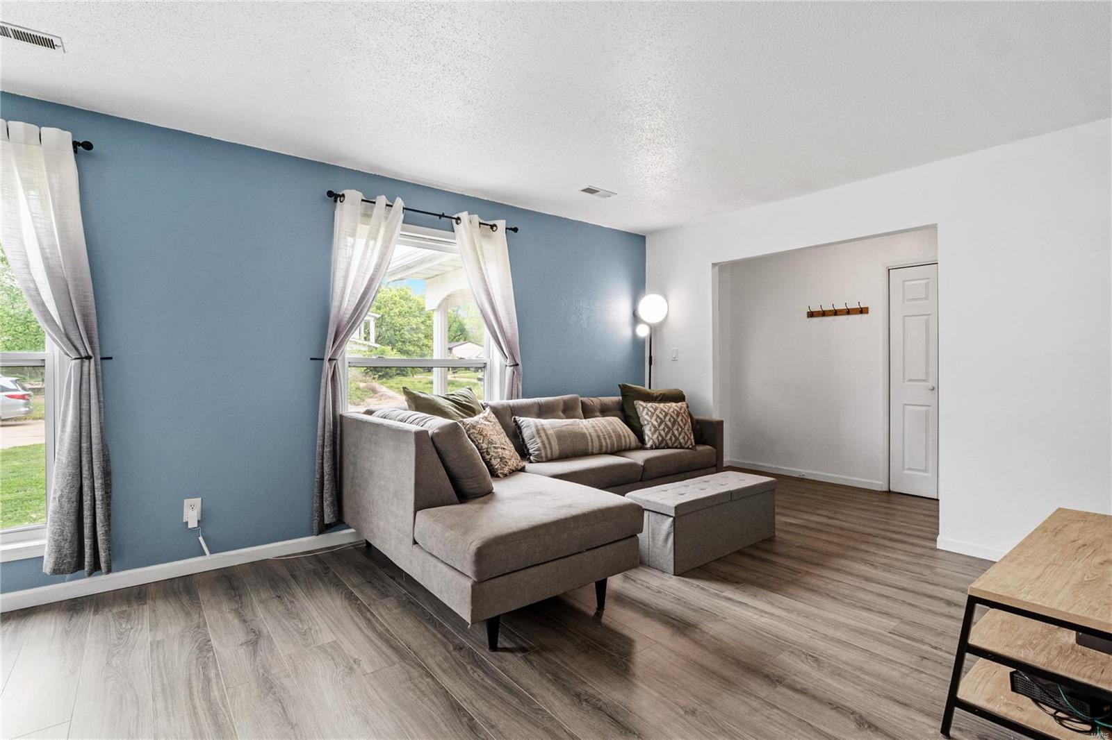 109 Sumter Drive Belleville, IL 62221 - Photo 5 of 34