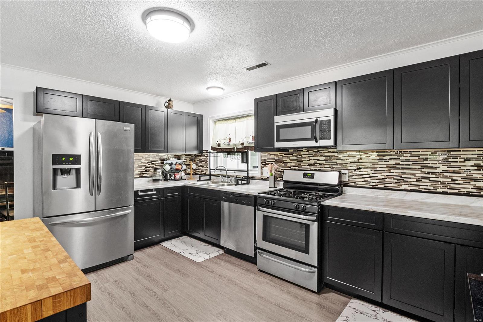 109 Sumter Drive Belleville, IL 62221 - Photo 7 of 34