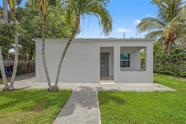 $5,300 | 5917 Southwest 62nd Terrace, South Miami, FL 33143