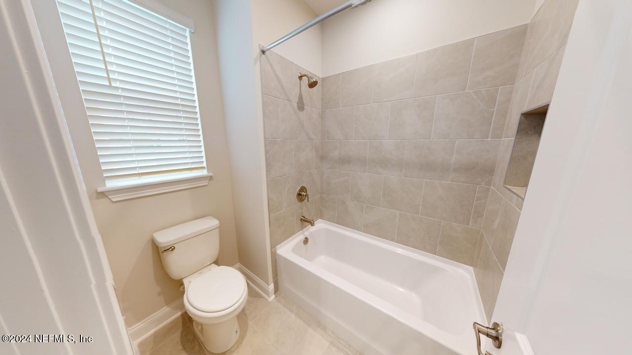 141 Ridgehill Way St. Johns, FL 32259 - Photo 12 of 69 141-Ridgehill-Way-12062024_155808