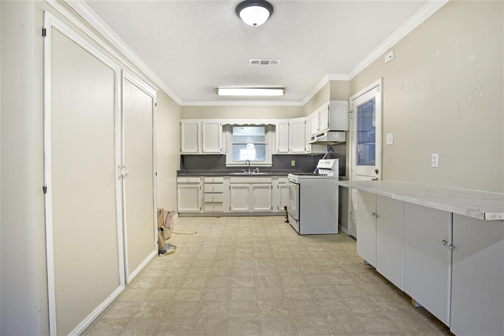 1306 Rosetta Street Lake Charles, LA 70607 - Photo 4 of 16