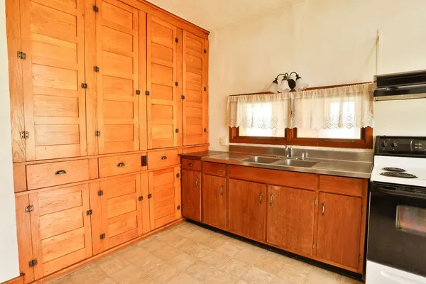 $195,000 | 287 Main Street, Worcester, NY 12197