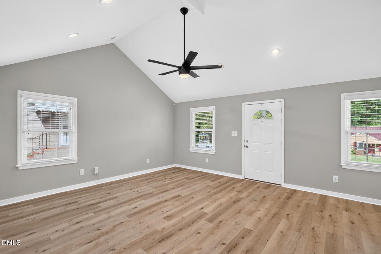 1507 Robinhood Road Durham, NC 27701 - Photo 11 of 45 11 (2)