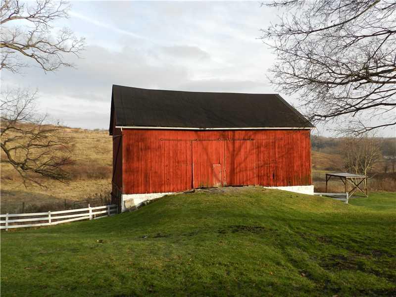 4335 Ellwood Road New Castle, PA 16101 - Photo 3 of 18 Stable/Barn.