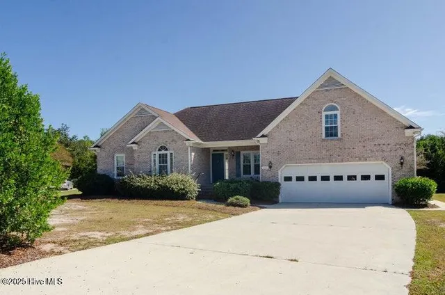 $519,000 | 355 Club Court, Wilmington, NC 28412