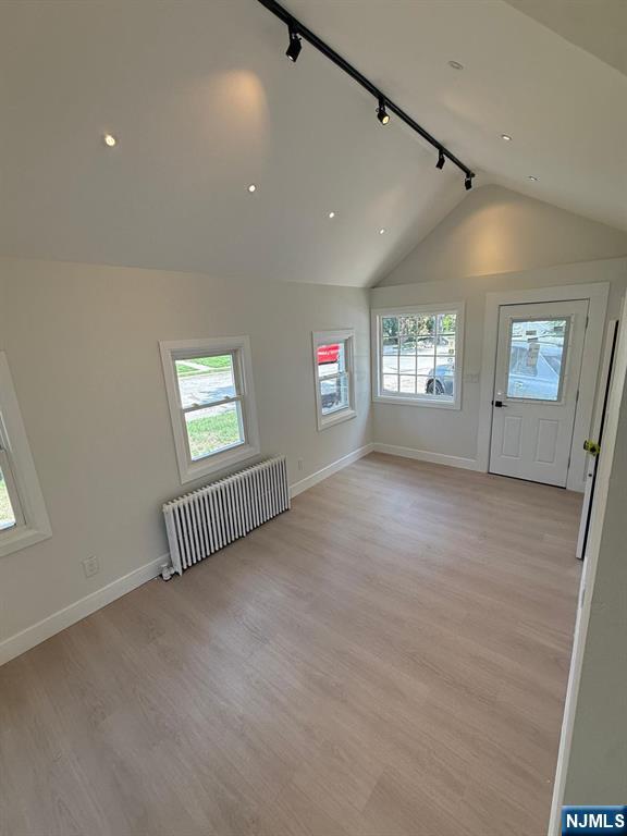 867 River Road Teaneck, NJ 07666 - Photo 18 of 32