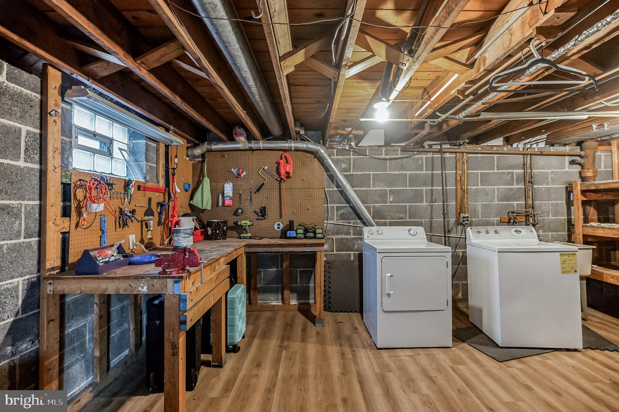 311 Highland Road Cheltenham, PA 19012 - Photo 27 of 27 Hobby room and washer and dryer.