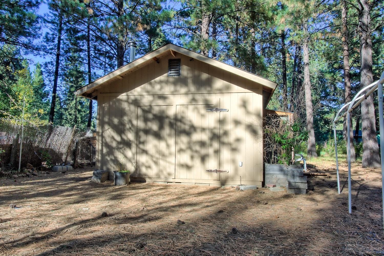 19428 Indian Summer Road Bend, OR 97702 - Photo 20 of 25 Gallery Image 20