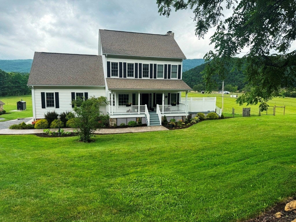 5239 Grapefield Road Bastian, VA 24314 - Photo 29 of 43 Gallery Image 29