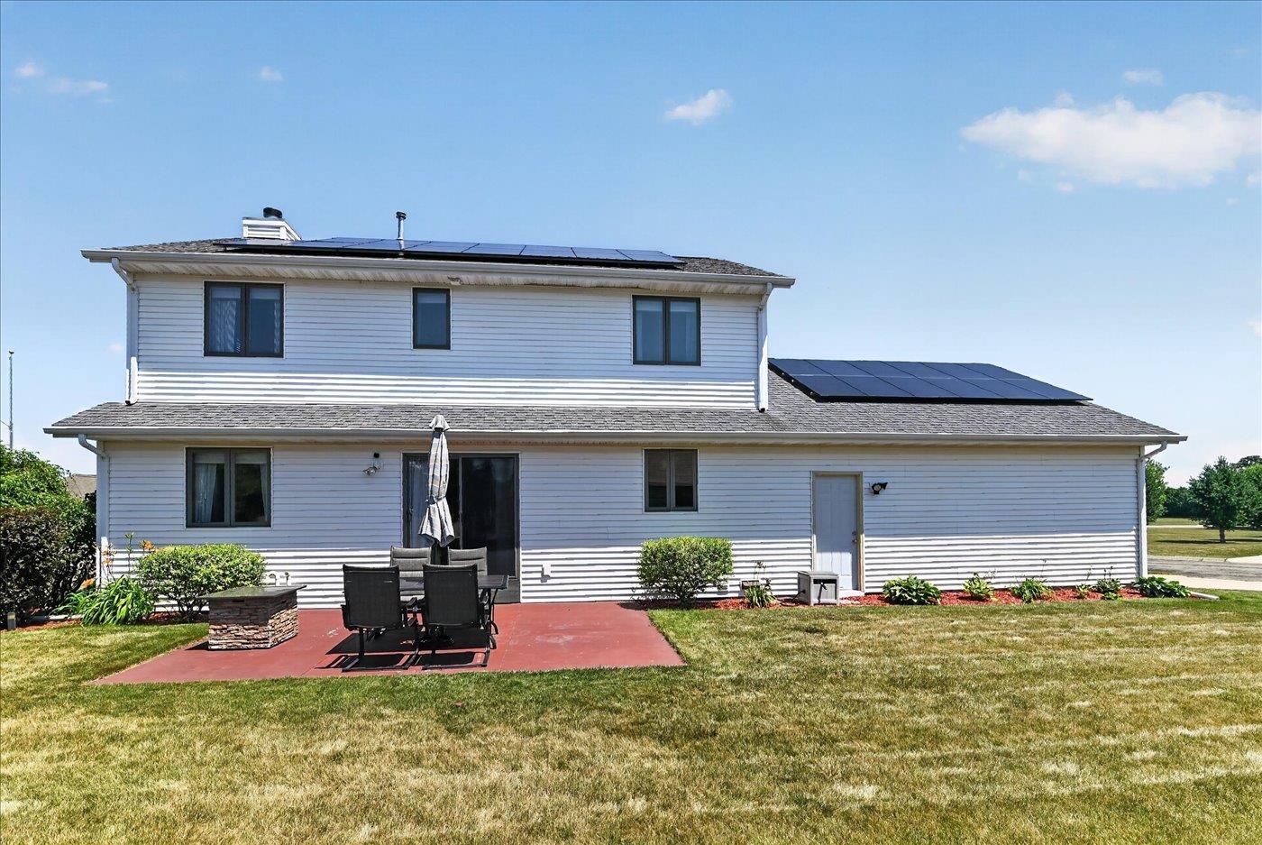 606 Cobblestone Way Watertown, WI 53094 - Photo 5 of 54