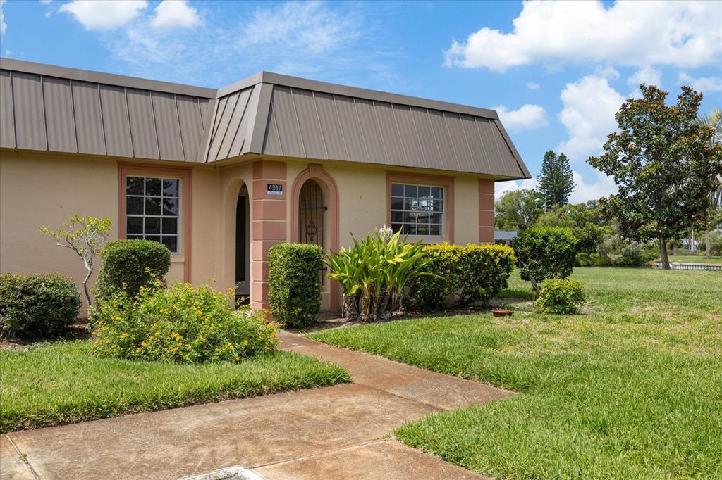 4347 Summersun Drive New Port Richey, FL 34652 - Photo 37 of 43