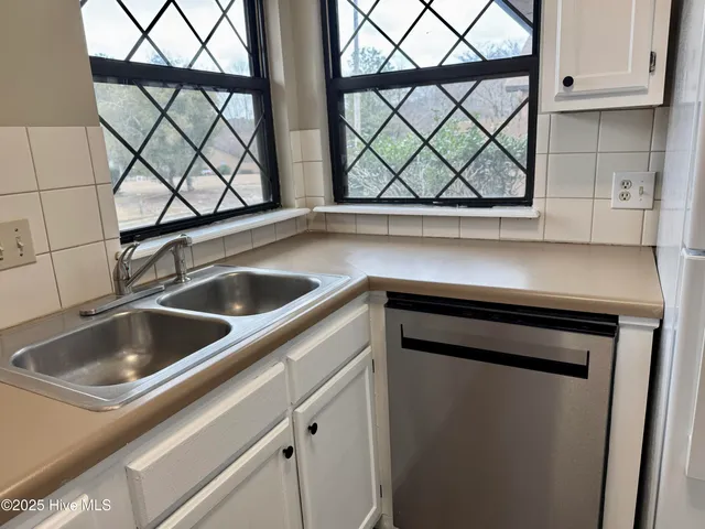 $145,000 | 200 Rollins Drive, Unit 22, Greenville, NC 27834