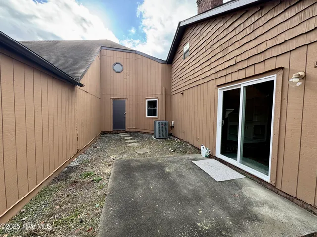 $145,000 | 200 Rollins Drive, Unit 22, Greenville, NC 27834
