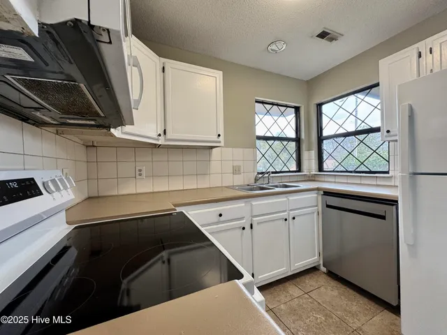 $145,000 | 200 Rollins Drive, Unit 22, Greenville, NC 27834