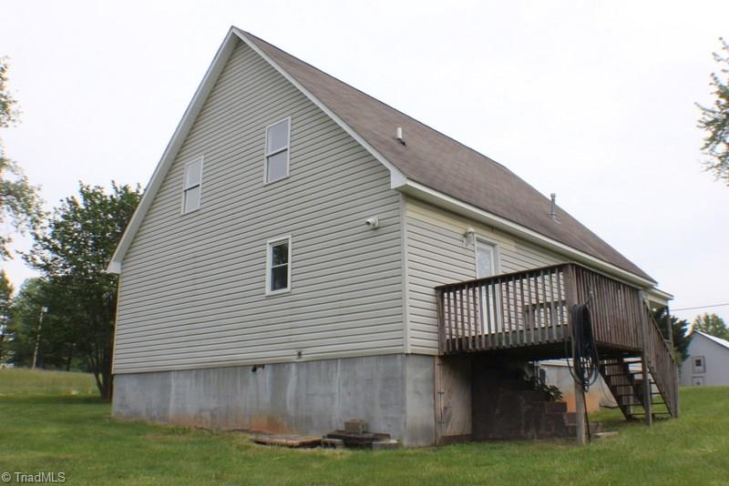 199 O'Neal Road Mount Airy, NC 27030 - Photo 3 of 19 Gallery Image 3