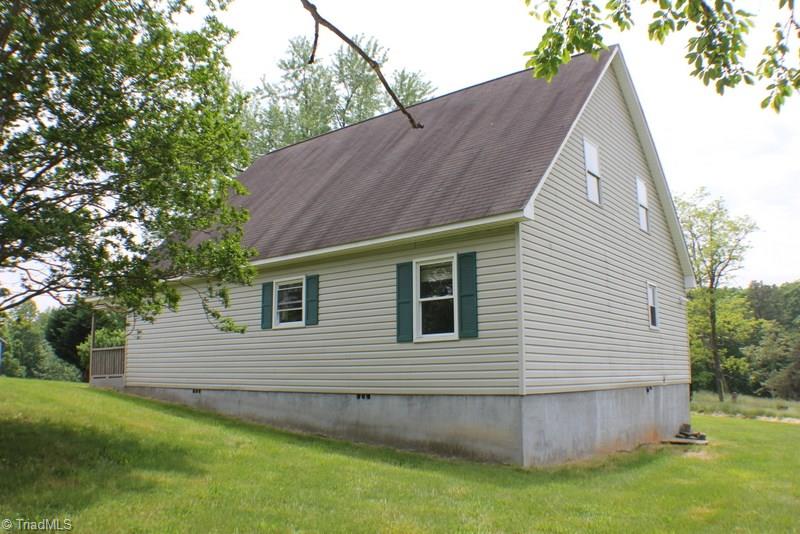 199 O'Neal Road Mount Airy, NC 27030 - Photo 4 of 19 Gallery Image 4
