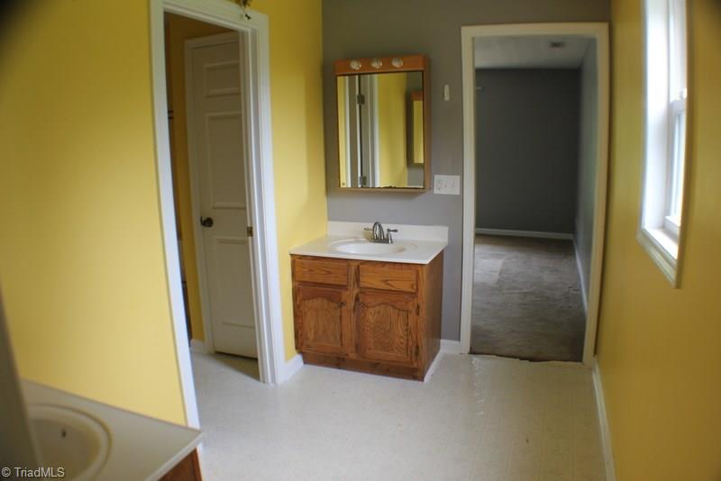 199 O'Neal Road Mount Airy, NC 27030 - Photo 9 of 19 Gallery Image 9