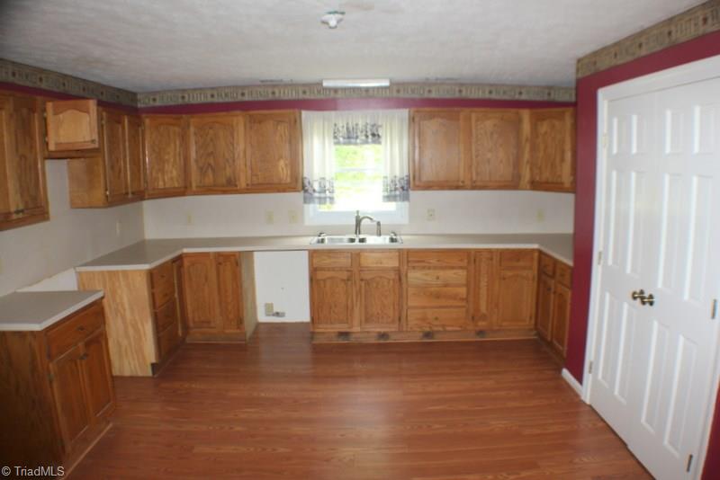 199 O'Neal Road Mount Airy, NC 27030 - Photo 10 of 19 Gallery Image 10