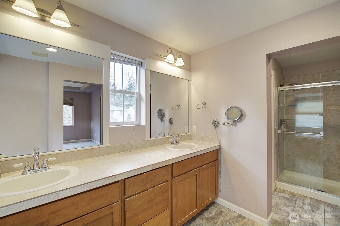 8224 233rd Place Northeast Redmond, WA 98053 - Photo 18 of 32