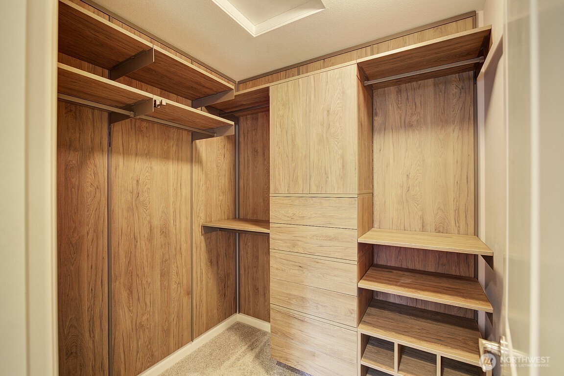 8224 233rd Place Northeast Redmond, WA 98053 - Photo 20 of 32