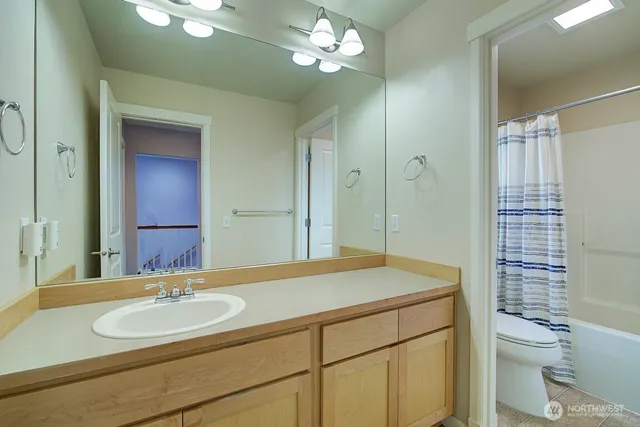 $3,600 | 8224 233rd Place Northeast, Redmond, WA 98053