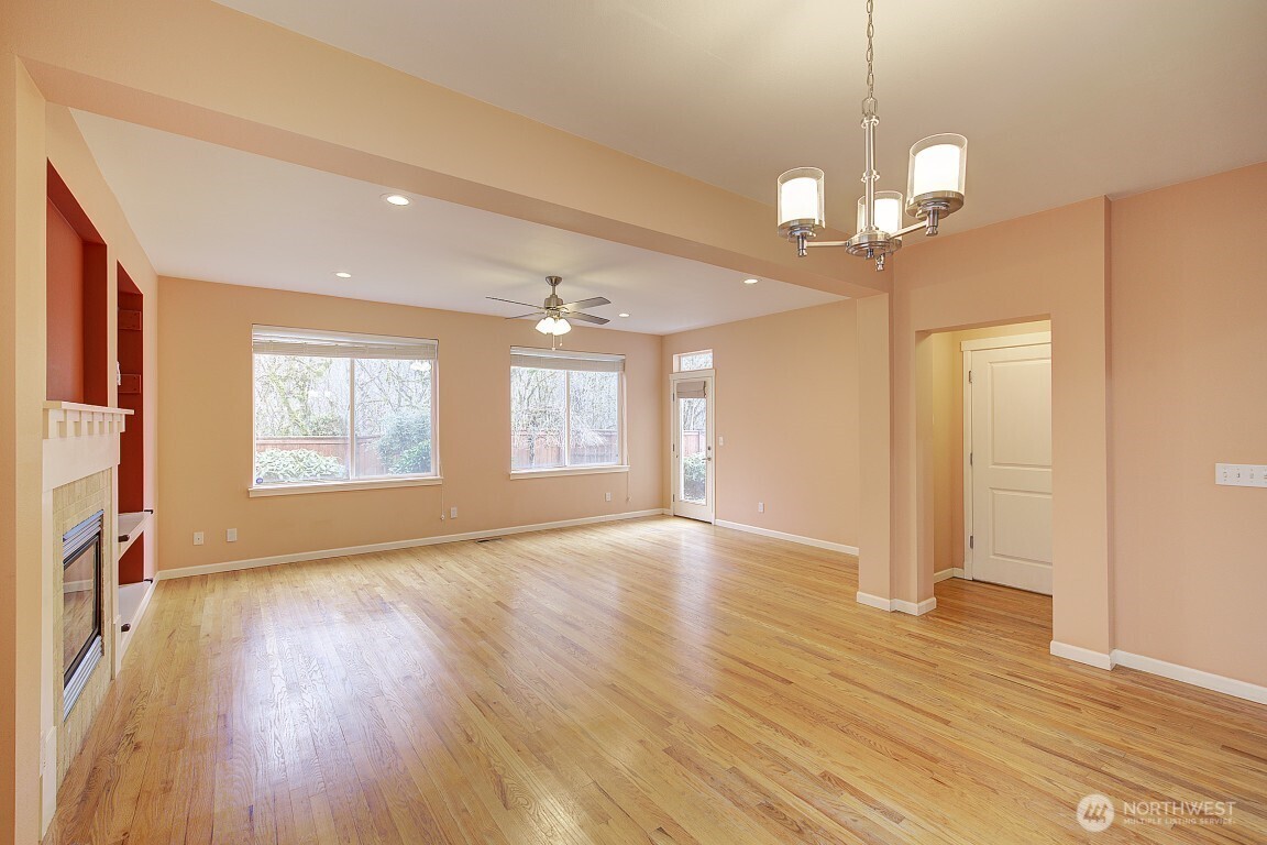 8224 233rd Place Northeast Redmond, WA 98053 - Photo 9 of 32