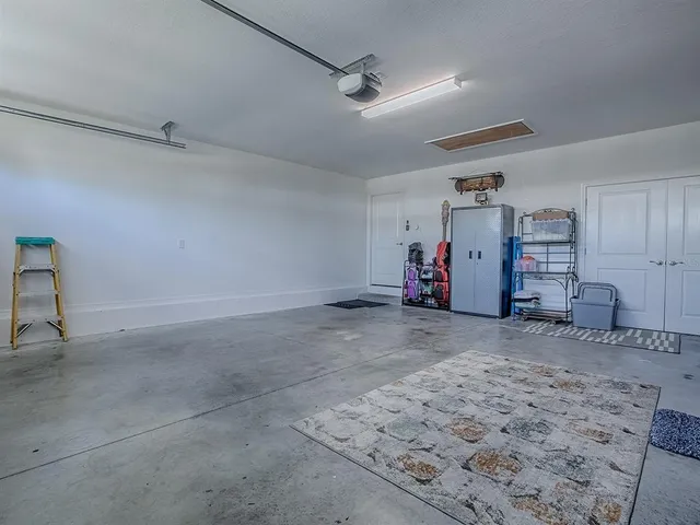 $410,000 | 11200 Midora Terrace, Oxford, FL 34484