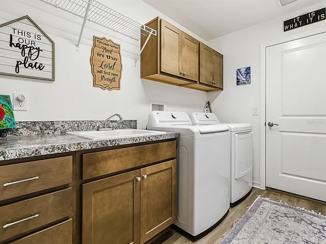 $410,000 | 11200 Midora Terrace, Oxford, FL 34484