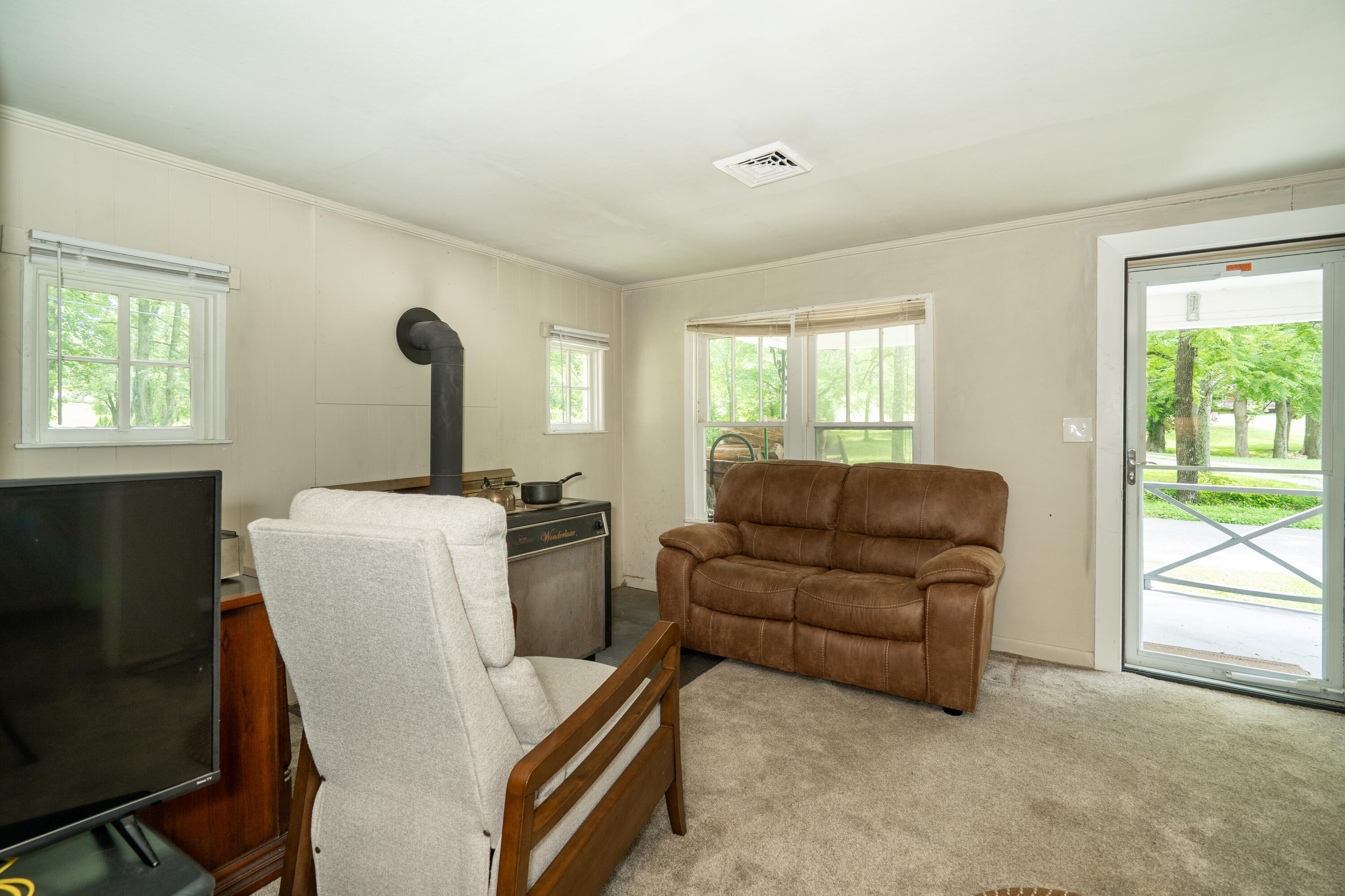 10209 Card Road Soddy-Daisy, TN 37379 - Photo 5 of 23 DSC00192