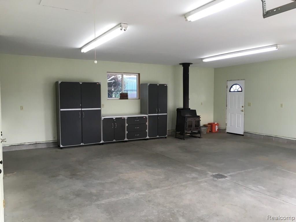 45 Seltzer Road Croswell, MI 48422 - Photo 3 of 37