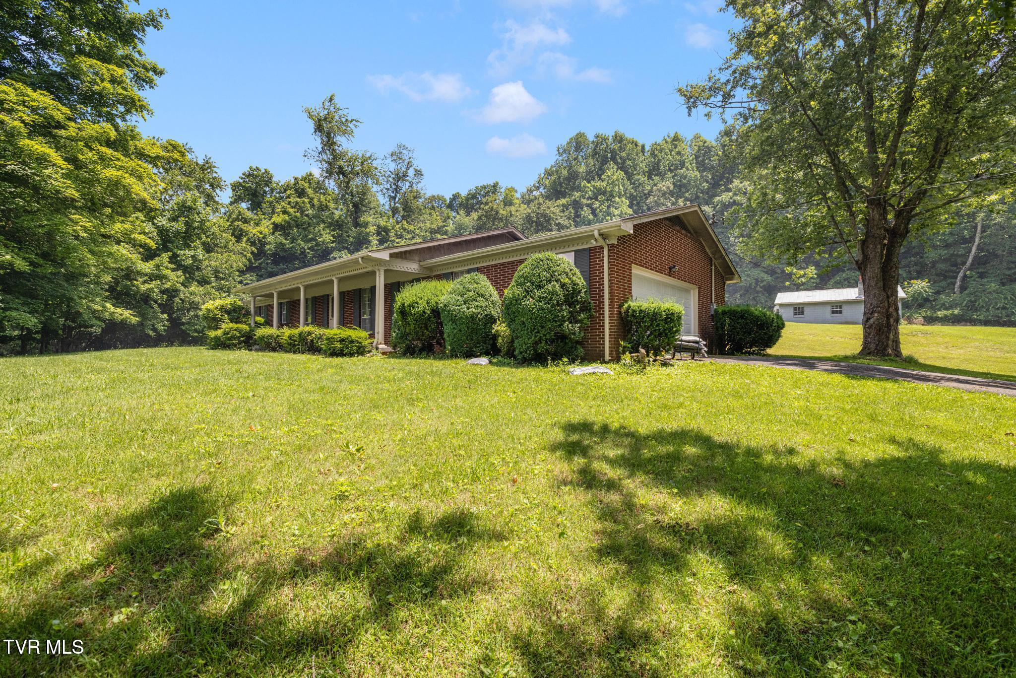1013 Creasy Road Jonesborough, TN 37659 - Photo 38 of 54 IMG_8627