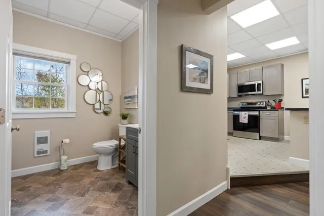 $550,000 | 43 Oak Street, Boothbay Harbor, ME 04538