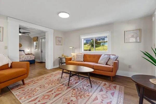 $499,000 | 43 Oak Street, Boothbay Harbor, ME 04538