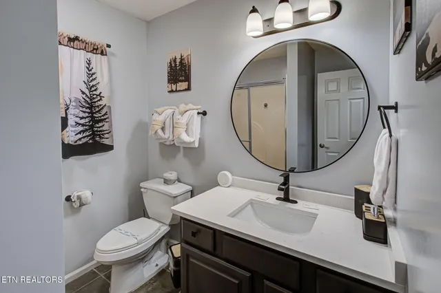 $899,000 | 802 Crystal Branch Way, Gatlinburg, TN 37738