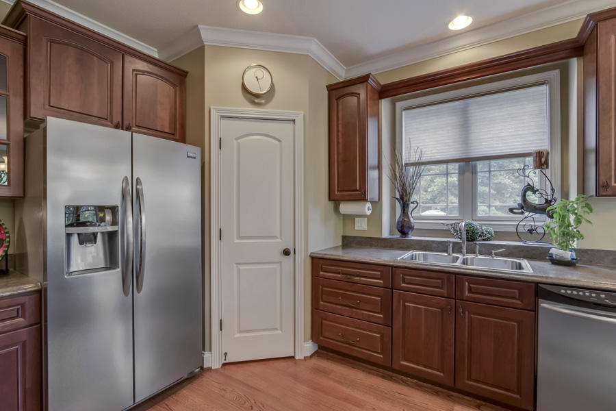 664 Mahoney Road Oliver Springs, TN 37840 - Photo 14 of 33 14_MahoneyRoad_644_Kitchen03