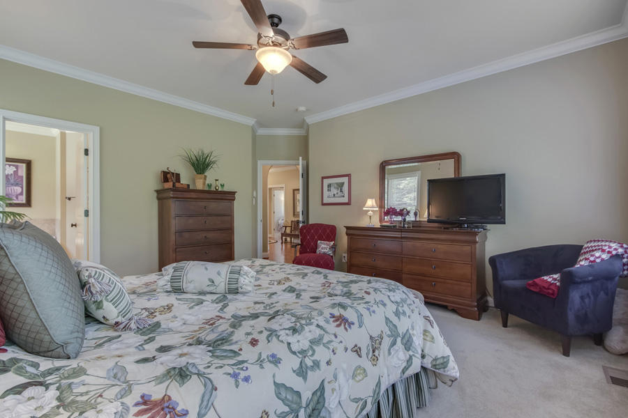 664 Mahoney Road Oliver Springs, TN 37840 - Photo 18 of 33 18_MahoneyRoad_644_MasterBedroom02